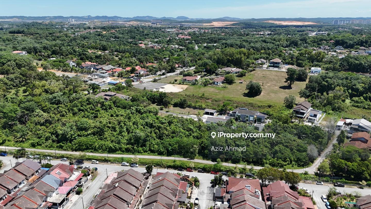 Residential Land for Sale in Bukit Rahman Putra, Sungai Buloh by Aziz Ahmad - iProperty.com.my