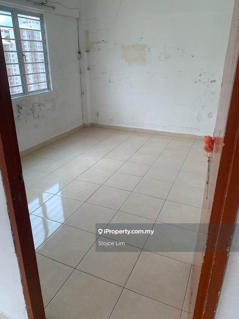 Flat for Sale in Danau Kota Flat by Stojce Lim - iProperty.com.my