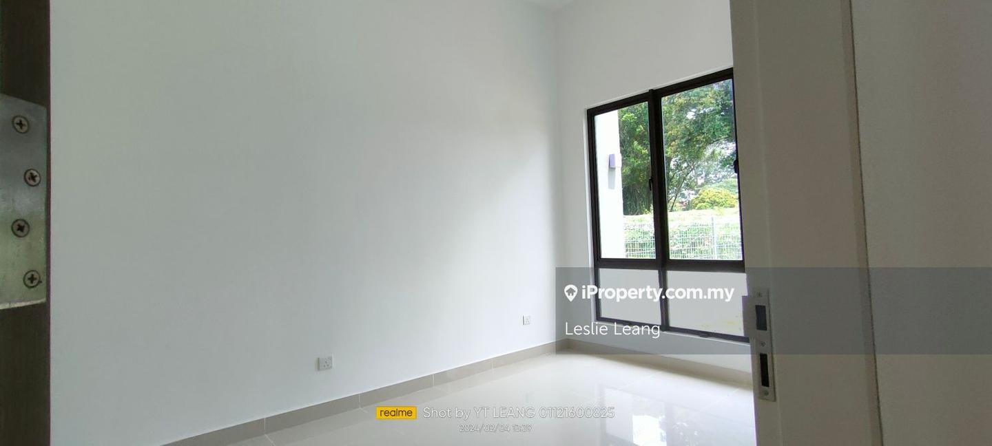 Rumah Berkembar untuk Dijual di BK 8 Theara 1 Bandar Kinrara Puchong, Bandar Kinrara oleh Leslie Leang - iProperty.com.my