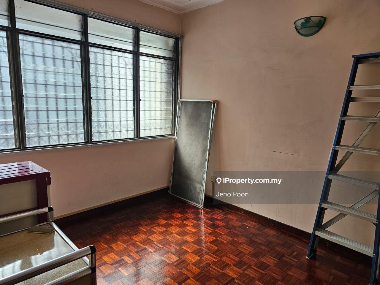 Semi-Detached House for Sale in Taman Desa, Kuala Lumpur by Jeno Poon - iProperty.com.my