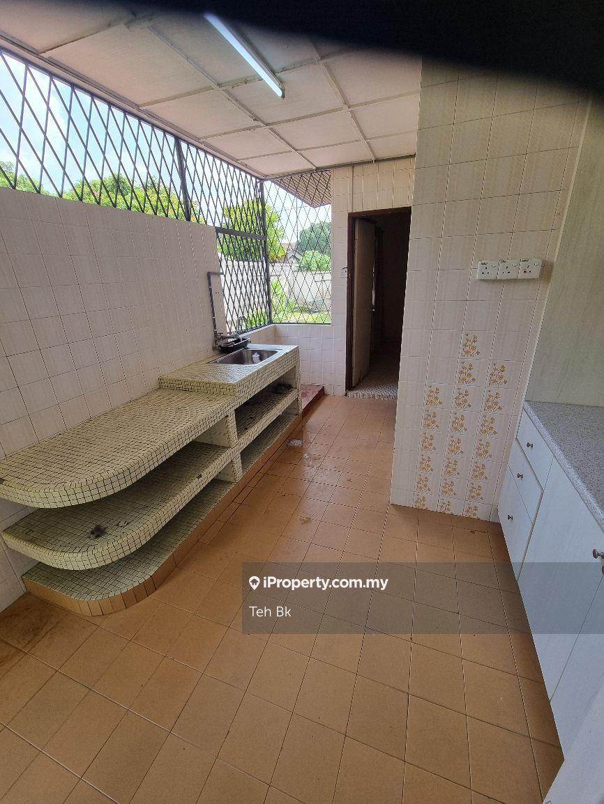 Bungalow House for Sale in Section 6, Shah Alam by Teh Bk - iProperty.com.my