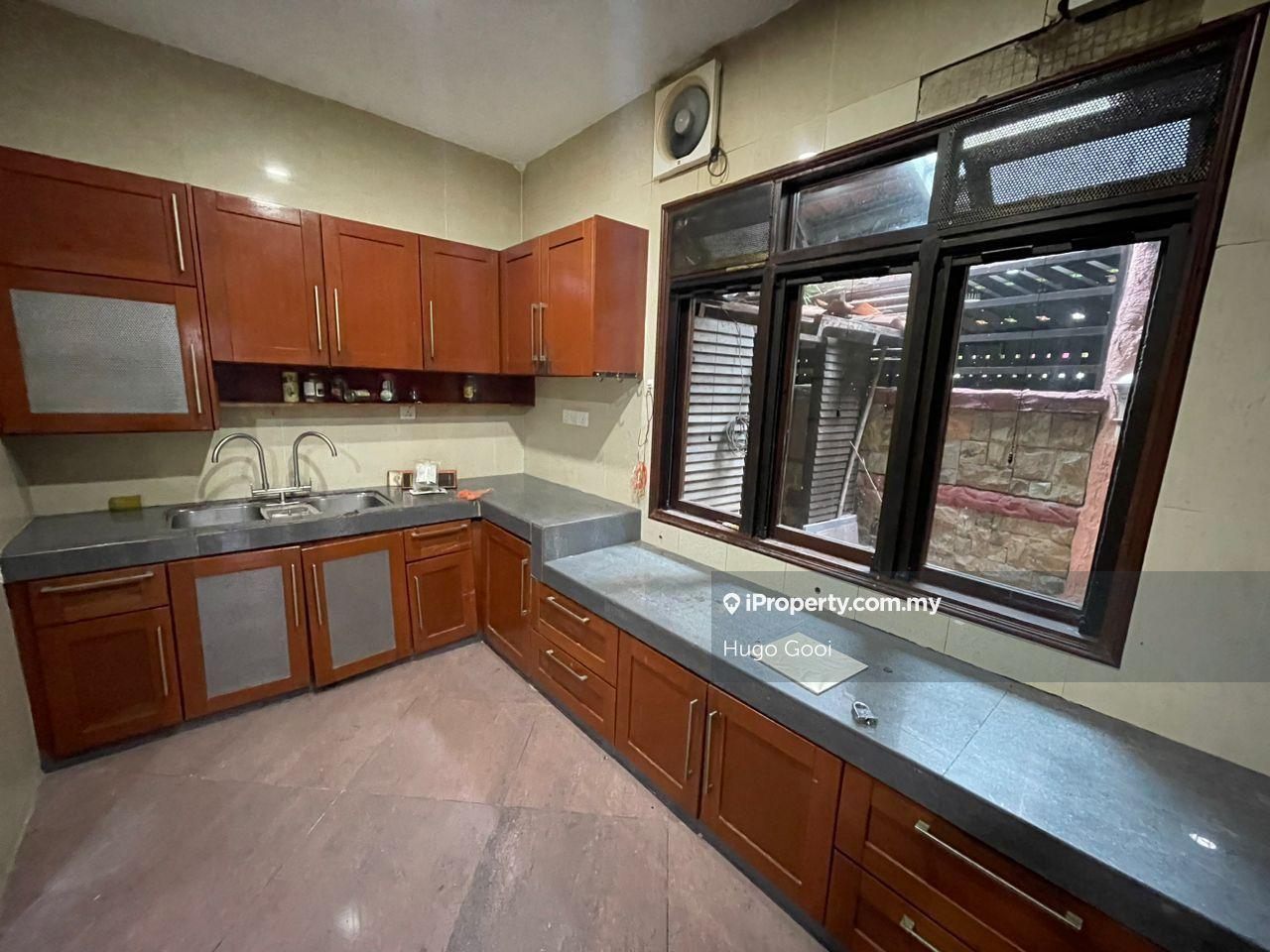 Rumah Berkembar untuk Dijual di Beverly Heights, Tijani Ukay, Sierra Hijauan, Ampang oleh Hugo Gooi - iProperty.com.my