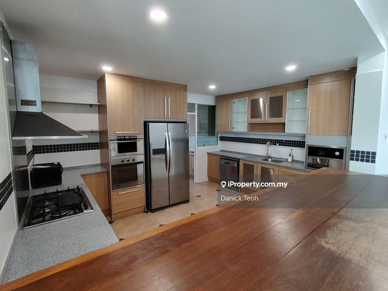 Condominium for Sale in Tanjung Beach Condominium by Danick Teoh - iProperty.com.my