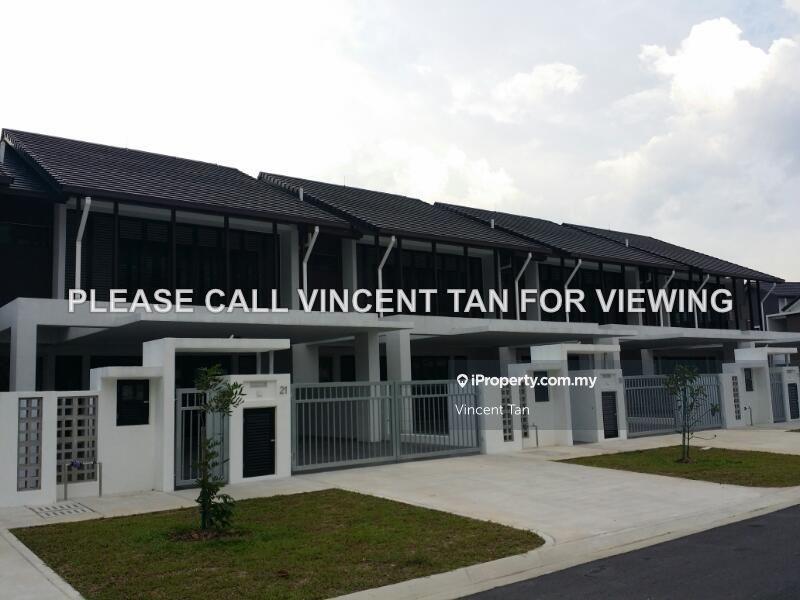 Rumah Berangkai 2 Tingkat untuk Dijual di ELMINA CLUSIA Aralia Liana Viana East Garden, Shah Alam oleh Vincent Tan - iProperty.com.my