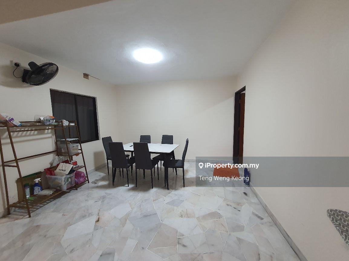 1-storey Terraced House for Sale in Seksyen 8, Petaling Jaya by Teng Weng Keong - iProperty.com.my