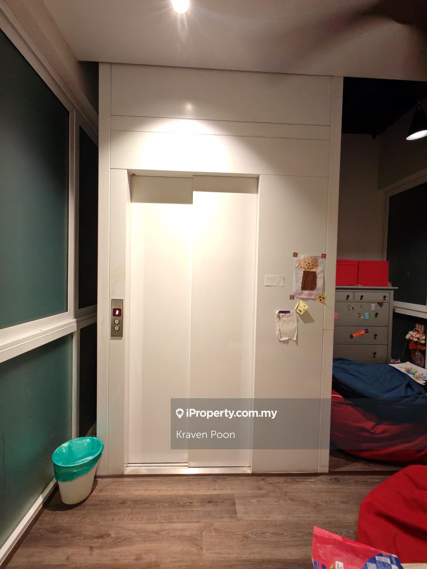 Rumah Bandar untuk Dijual di East Residence KLGCC Resort, Bukit Kiara, Bandar Sri Damansara oleh Kraven Poon - iProperty.com.my