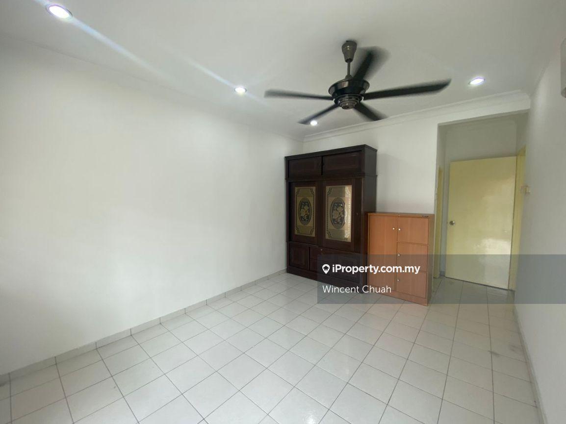 Townhouse for Sale in Taman Amansiara, Rawang by Wincent Chuah - iProperty.com.my