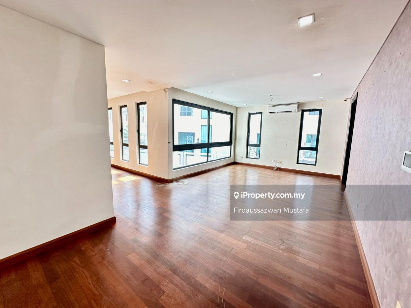 Banglo untuk Dijual di Ukay Perdana, Ulu Kelang oleh Firdaussazwan Mustafa - iProperty.com.my