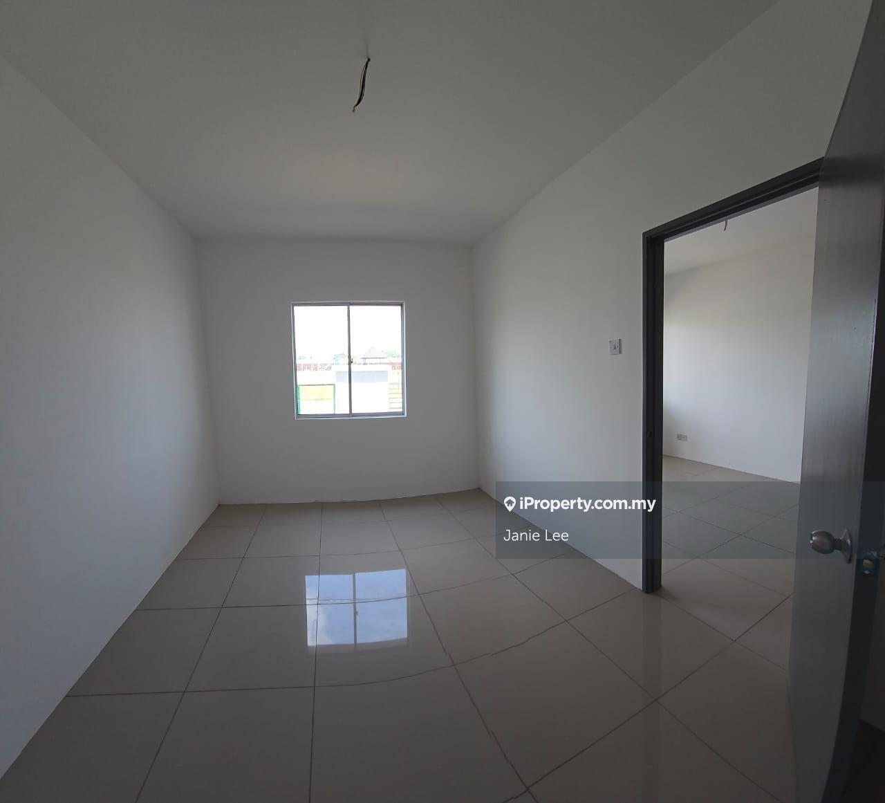 1.5-storey Terraced House for Sale in Tanjung Karang, Kuala Selangor by Janie Lee - iProperty.com.my