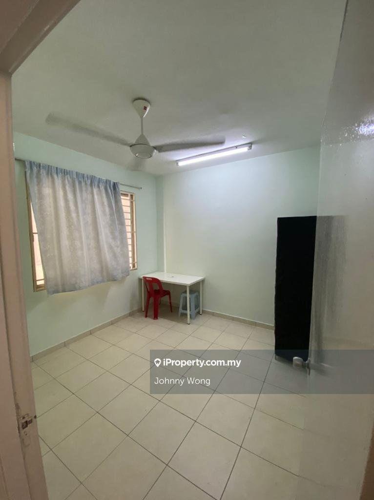 Kondominium untuk Dijual di Platinum Lake PV 13 oleh Johnny Wong - iProperty.com.my