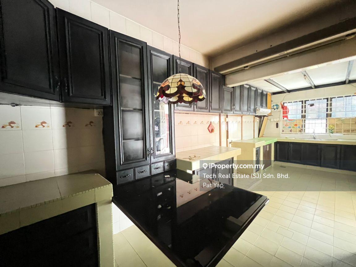 3.5-storey Terraced House for Sale in Taman Seputeh Mid Valley Robson Heights, Seputeh by Pat Yap - iProperty.com.my