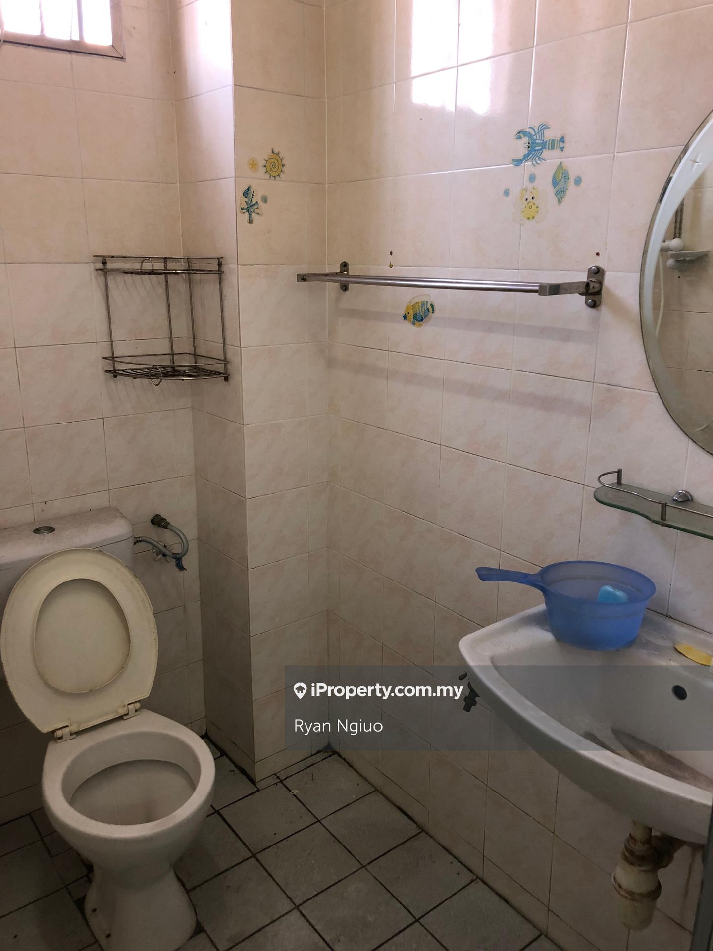 Flat for Sale in Taman Sri Kuching by Ryan Ngiuo - iProperty.com.my