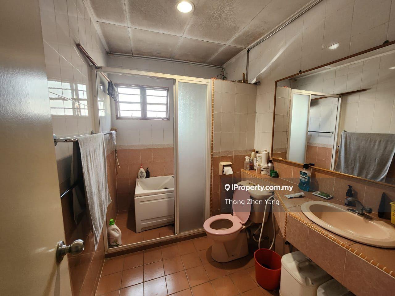 Rumah Berangkai 2 Tingkat untuk Dijual di Bandar Sri Damansara, Selangor oleh Thong Zhen Yang - iProperty.com.my