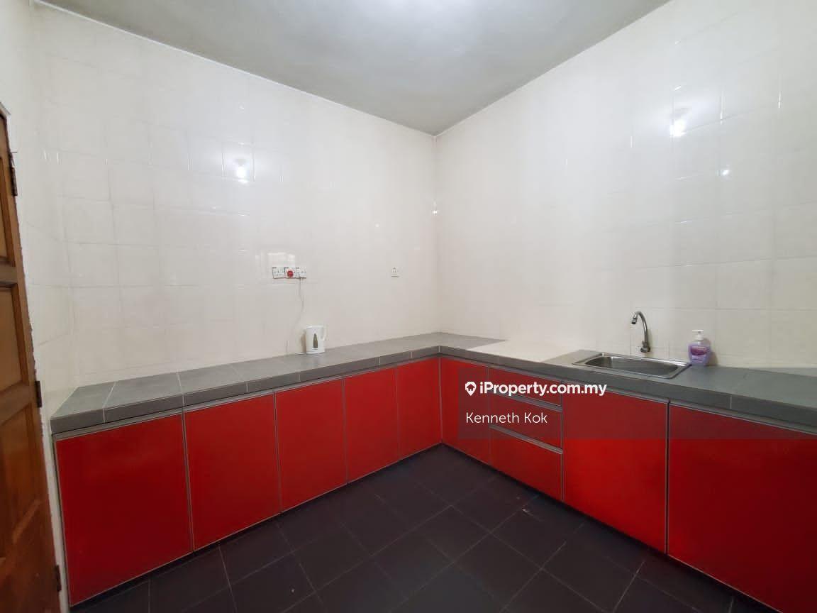 Rumah Berangkai 2 Tingkat untuk Dijual di SS18, Subang Jaya oleh Kenneth Kok - iProperty.com.my