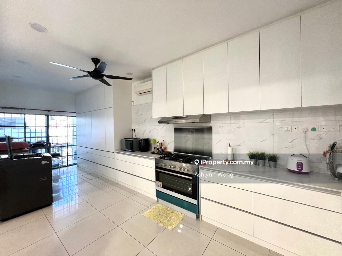 Banglo untuk Dijual di Bandar Tun Hussein Onn, Cheras oleh Ashlynn Wong - iProperty.com.my