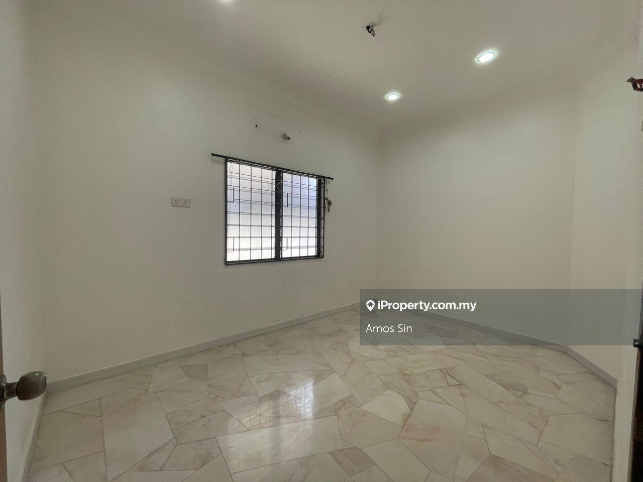 Semi-Detached House for Sale in Taman Kampar, George Town by Amos Sin - iProperty.com.my