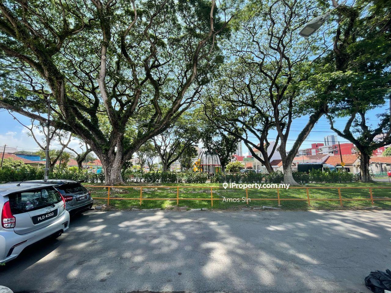 Semi-Detached House for Sale in Taman Kampar, George Town by Amos Sin - iProperty.com.my