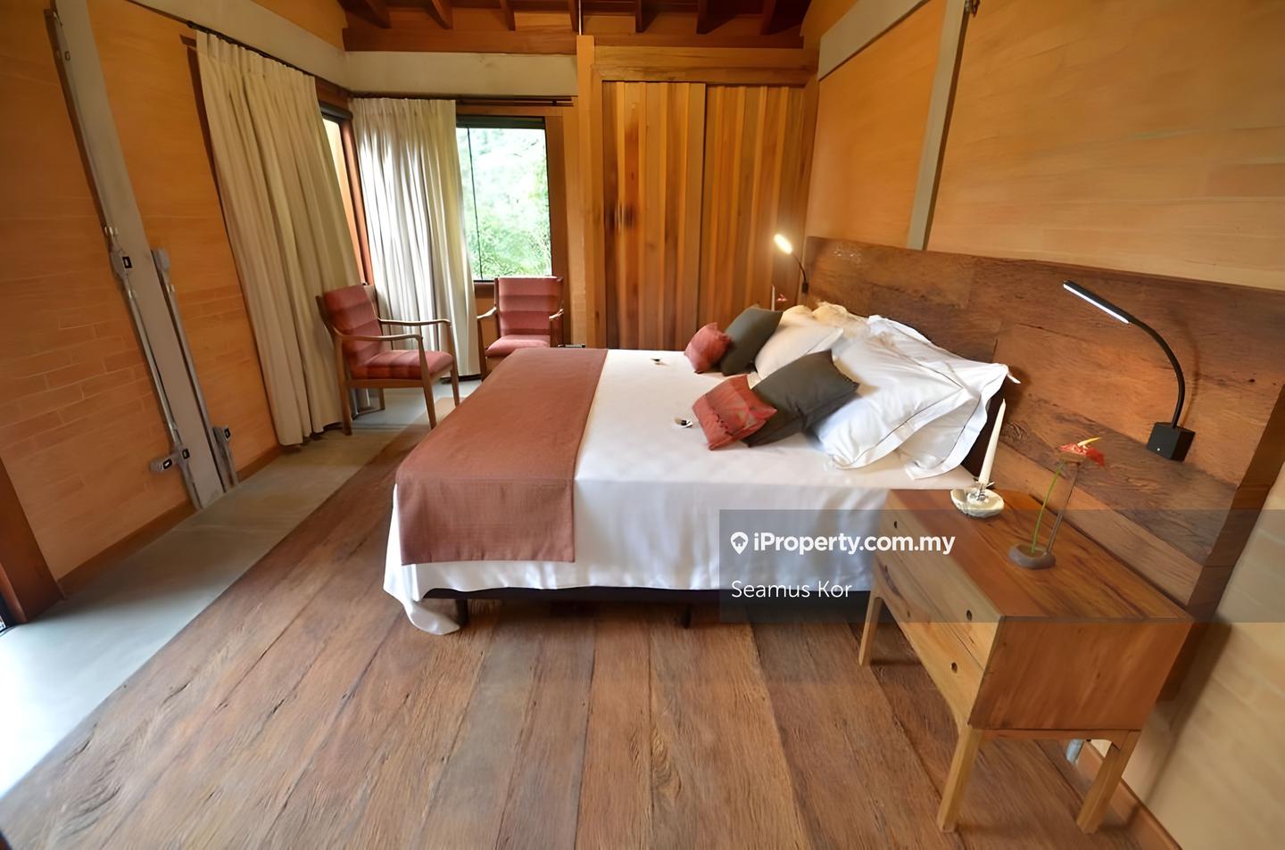 Hotel / Resort untuk Dijual di Pantai, Negeri Sembilan oleh Seamus Kor - iProperty.com.my