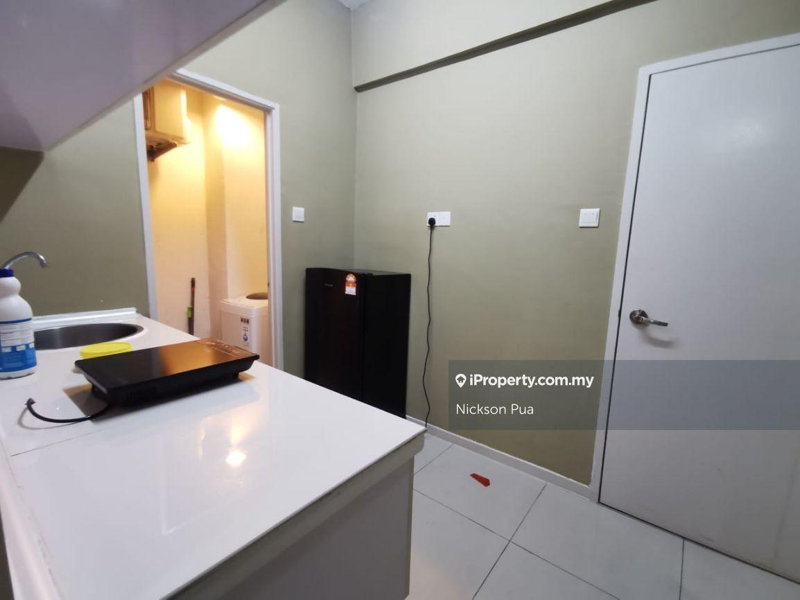 Service Residence for Rent in Centrestage Designer Suite by Nickson Pua - iProperty.com.my