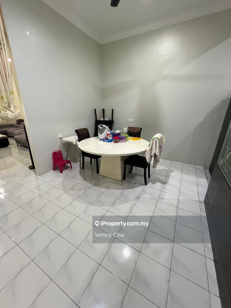 Rumah Berkembar untuk Dijual di Miri, Sarawak oleh Venice Chai - iProperty.com.my