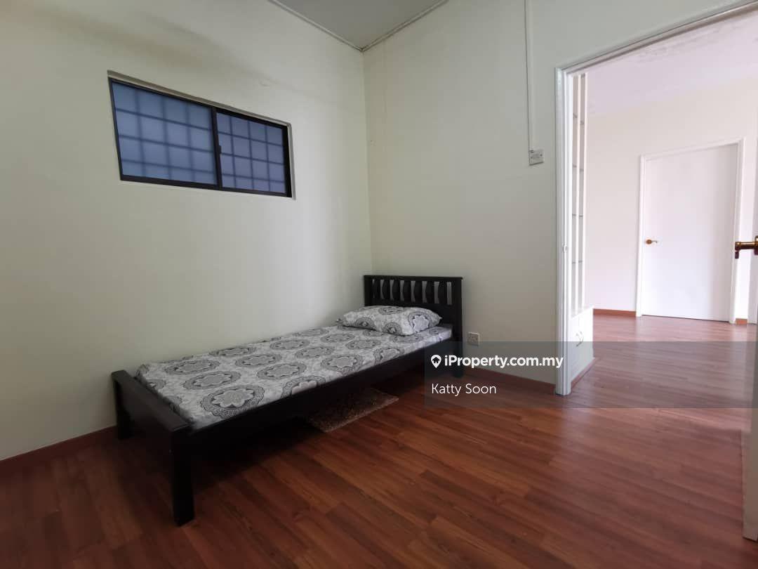 Pangsapuri untuk Dijual di Pangsapuri Kempas oleh Katty Soon - iProperty.com.my