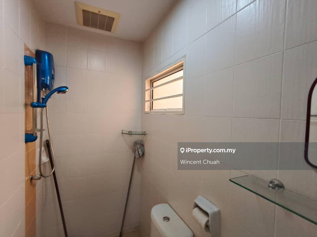 Townhouse for Sale in Taman Amansiara, Rawang by Wincent Chuah - iProperty.com.my