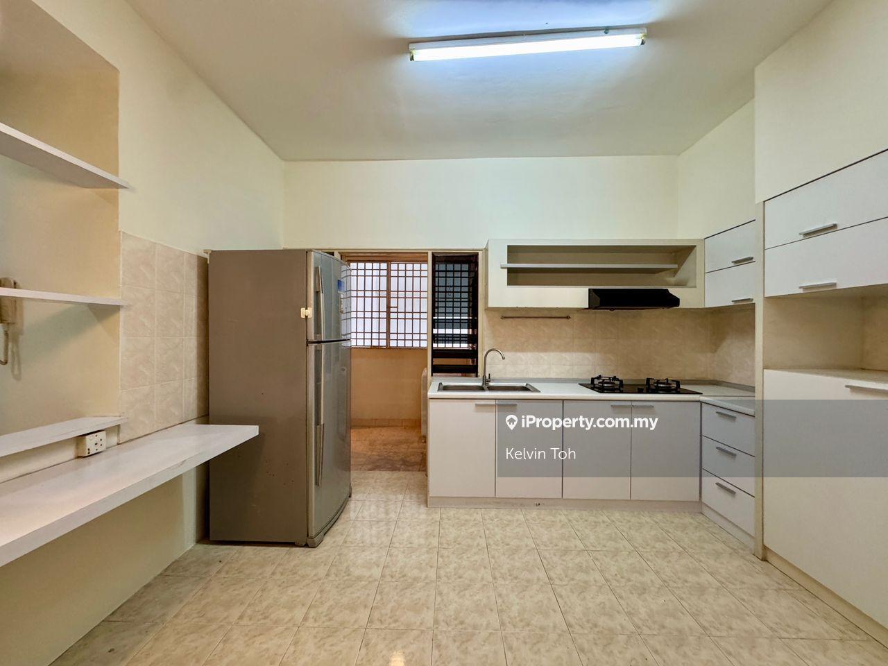 Condominium for Sale in Marina Bay Condominium by Kelvin Toh - iProperty.com.my