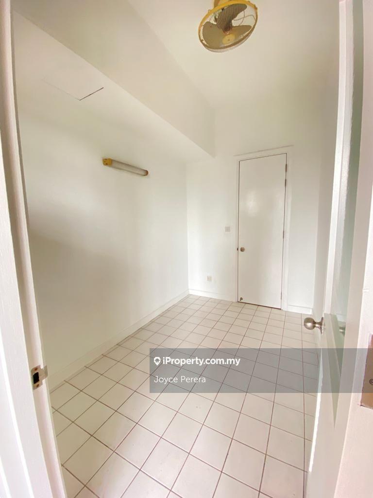 Condominium for Rent in Hampshire Park Condominium by Joyce Perera - iProperty.com.my