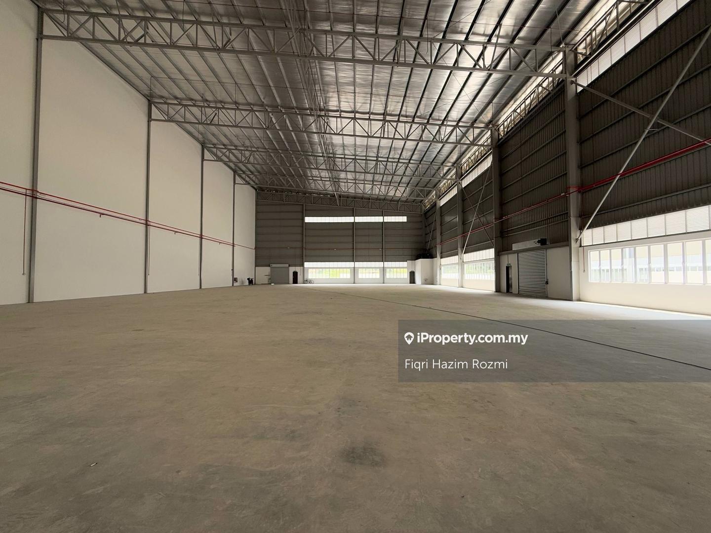 Warehouse for Rent in Taman Industri Alam Jaya, Puncak Alam by Fiqri Hazim Rozmi - iProperty.com.my
