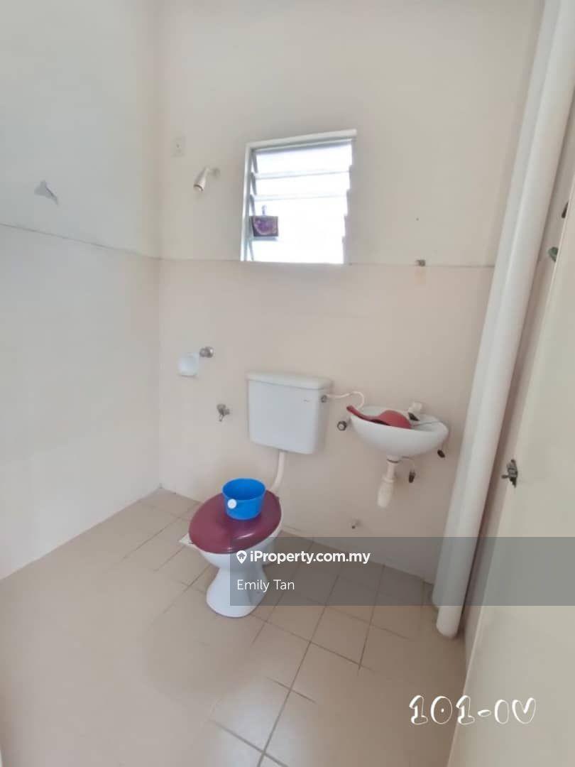 Apartment for Rent in Pangsapuri Kasuarina by Emily Tan - iProperty.com.my