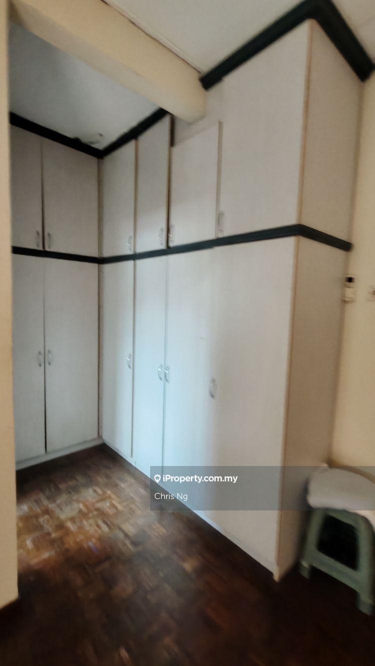Rumah Berangkai 2 Tingkat untuk Dijual di Kota Kemuning, Shah Alam oleh Chris Ng - iProperty.com.my