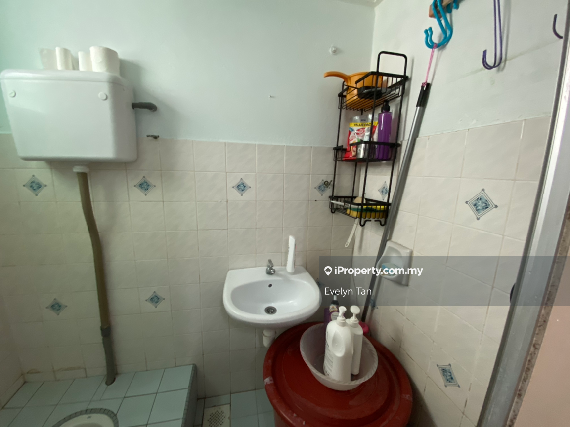 Pangsapuri untuk Dijual di Subang Perdana Goodyear Court 9 oleh Evelyn Tan - iProperty.com.my