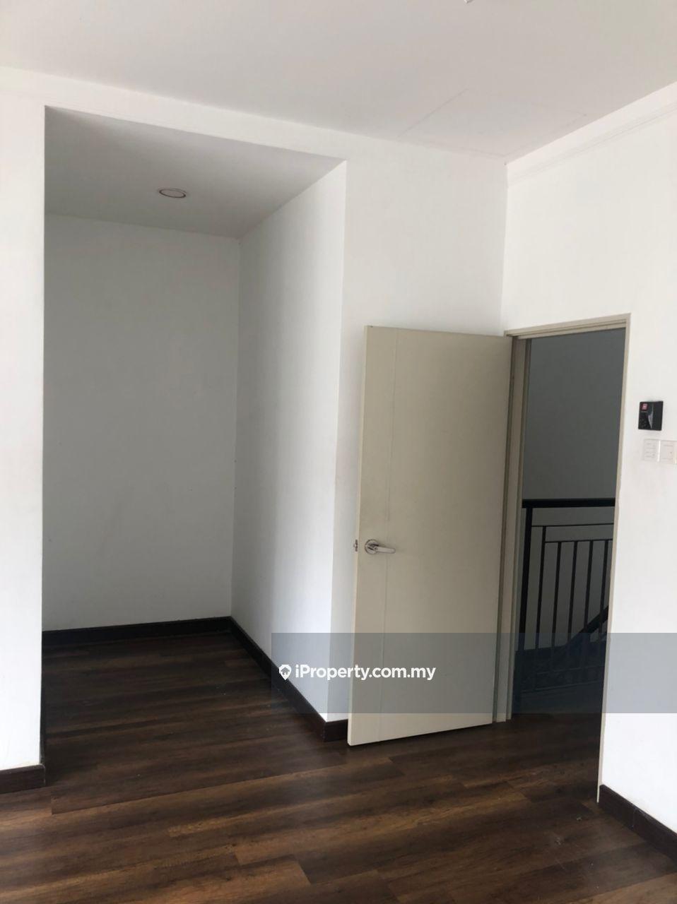 Rumah Berangkai 2 Tingkat untuk Dijual di Bandar Bukit Raja, Klang oleh Ft Tan - iProperty.com.my