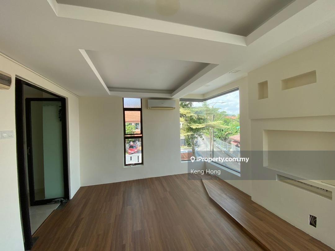 Rumah Berangkai 2.5 Tingkat untuk Dijual di Ampang Saujana, Ampang oleh Keng Hong - iProperty.com.my