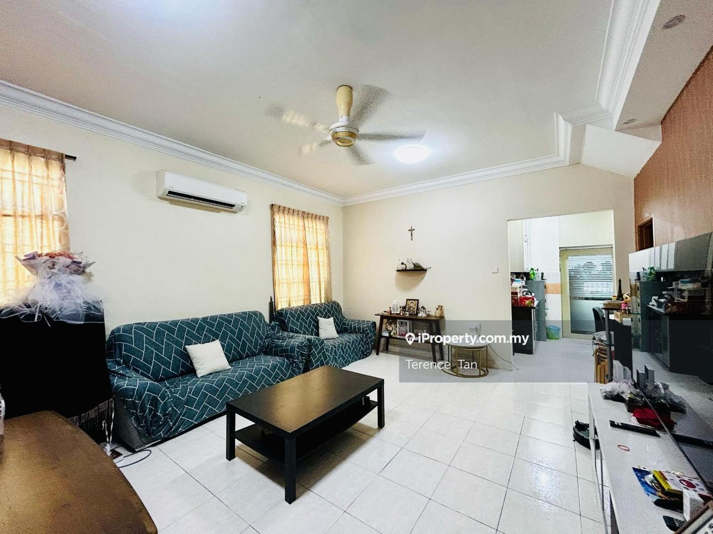 Rumah Berangkai 2 Tingkat untuk Dijual di Taman Bestari Indah, Ulu Tiram oleh Terence Tan - iProperty.com.my