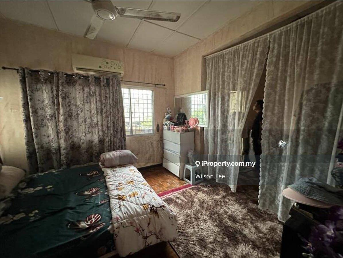 Rumah Berangkai 2 Tingkat untuk Dijual di Selayang Taman Desa Bakti 2 Storey Corner House, Selayang oleh Wilson Lee - iProperty.com.my