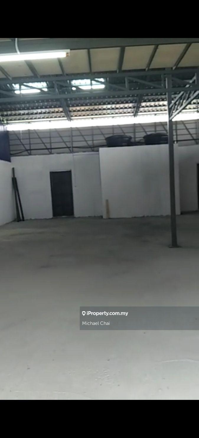 Kilang Teres untuk Disewa di Jalan Kampung Baru,, Puchong oleh Michael Chai - iProperty.com.my