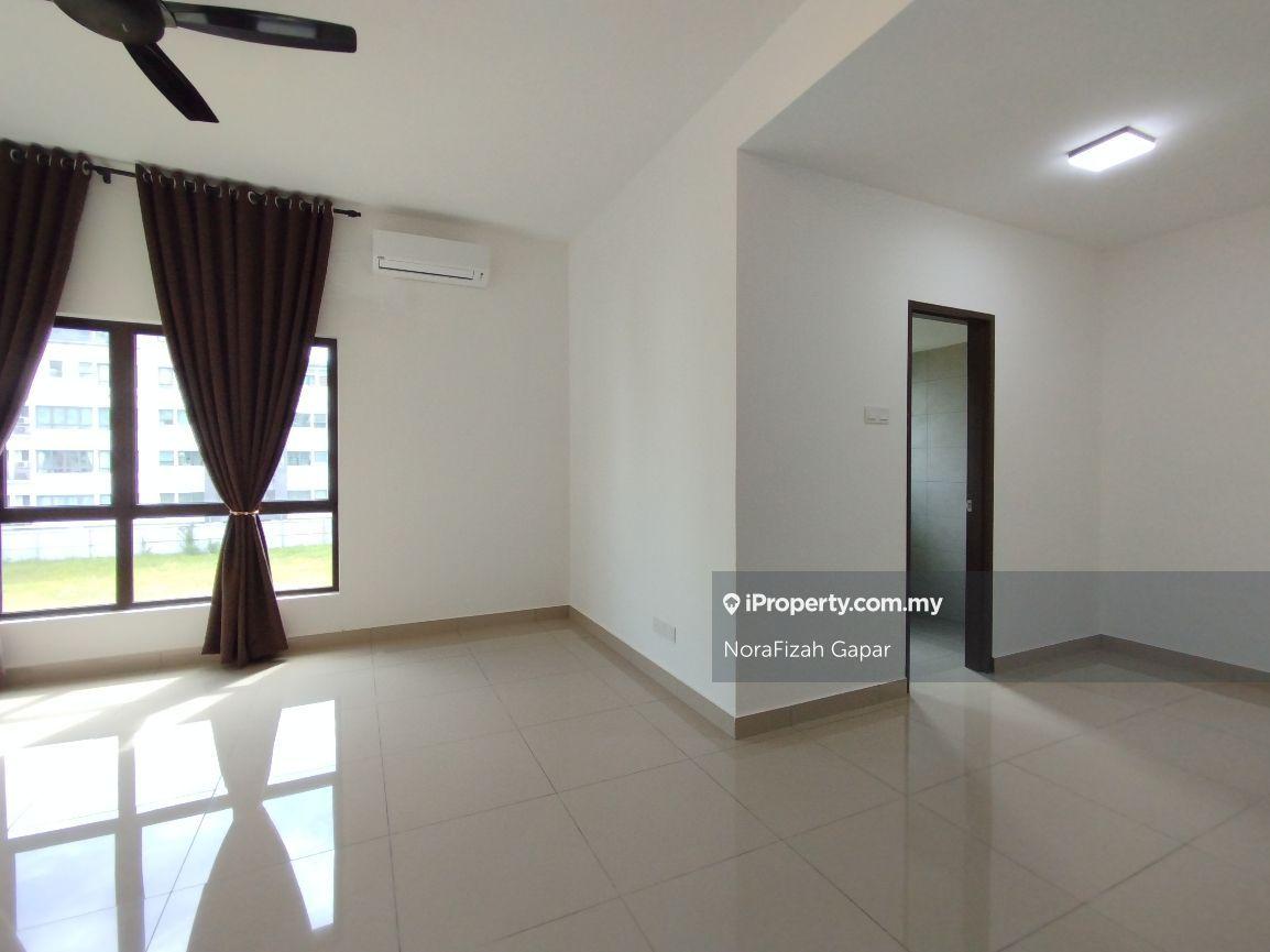 Townhouse for Sale in Kayu Ara, Selangor by NoraFizah Gapar - iProperty.com.my