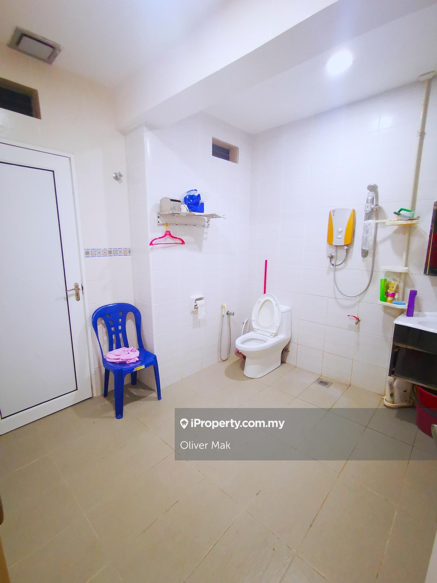 3-storey Terraced House for Sale in Taman Esplanad, Bukit Jalil by Oliver Mak - iProperty.com.my