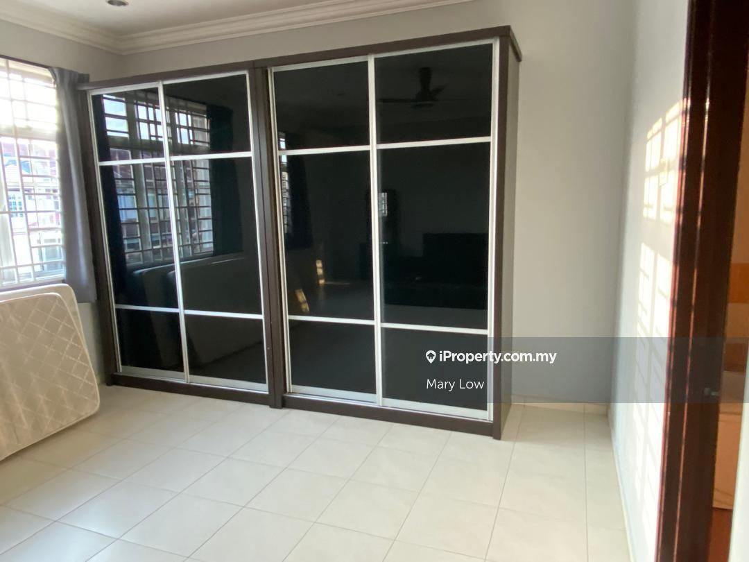 Rumah Berangkai 2 Tingkat untuk Disewa di Double Storey Terrace Semabok Perdana, Semabok oleh Mary Low - iProperty.com.my
