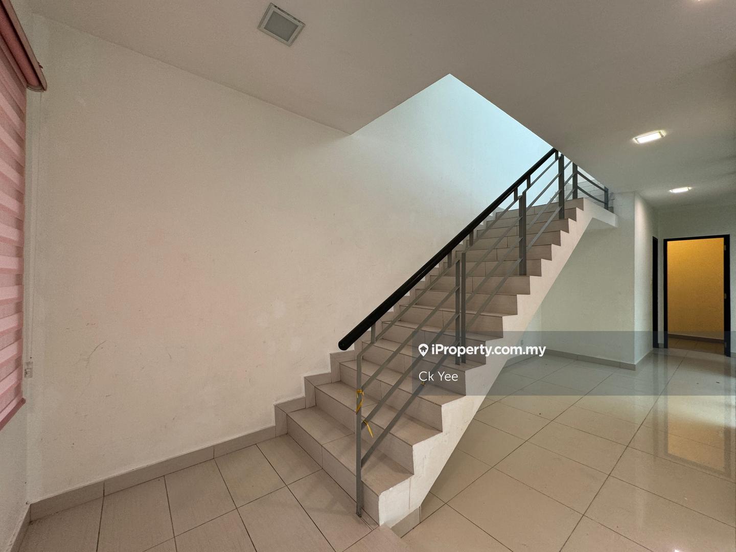 Rumah Berangkai 3 Tingkat untuk Dijual di Seri Jalil, Bukit Jalil oleh Ck Yee - iProperty.com.my