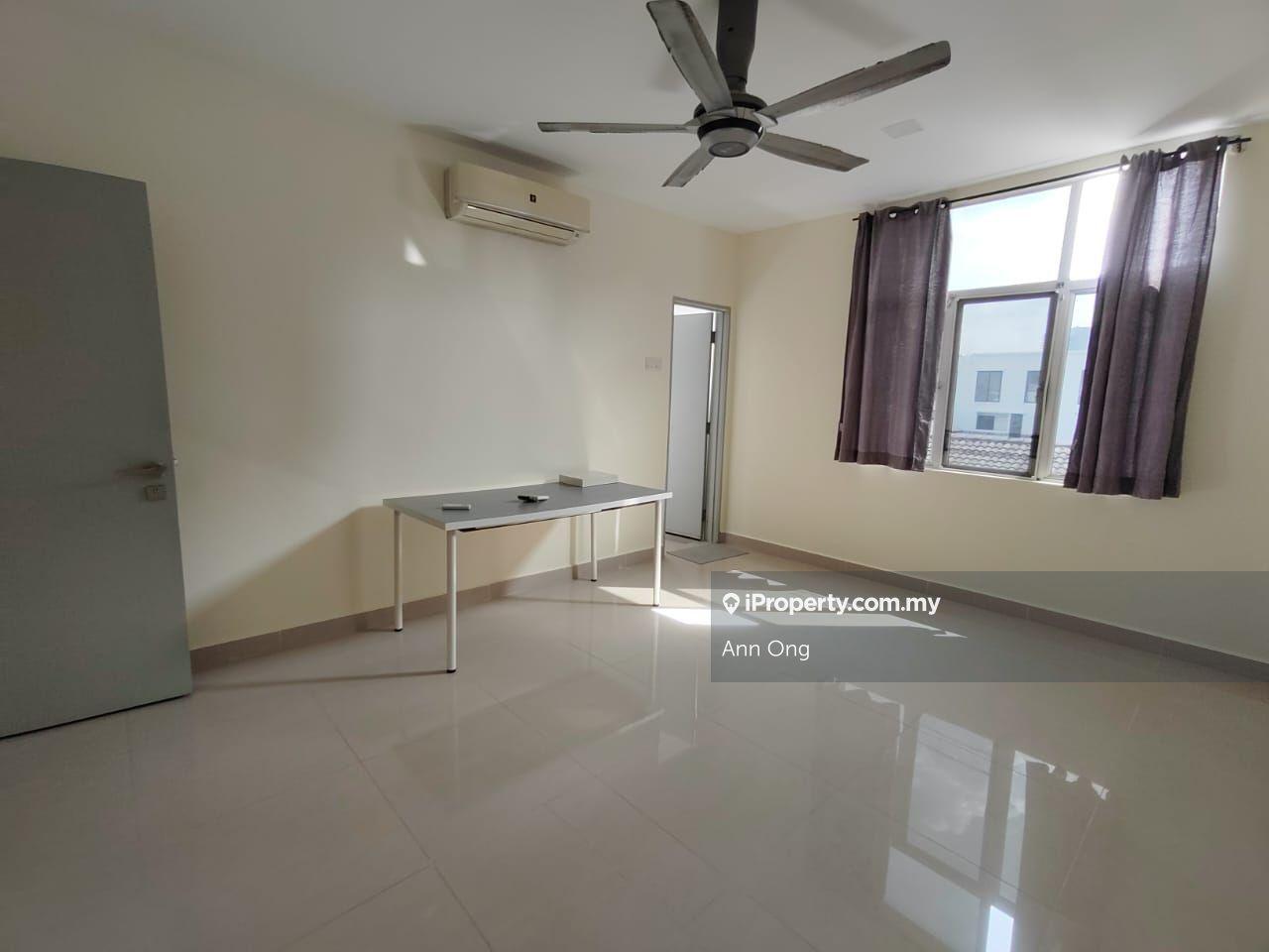 Rumah Bandar untuk Dijual di Bandar Utama Damansara, Petaling Jaya oleh Ann Ong - iProperty.com.my