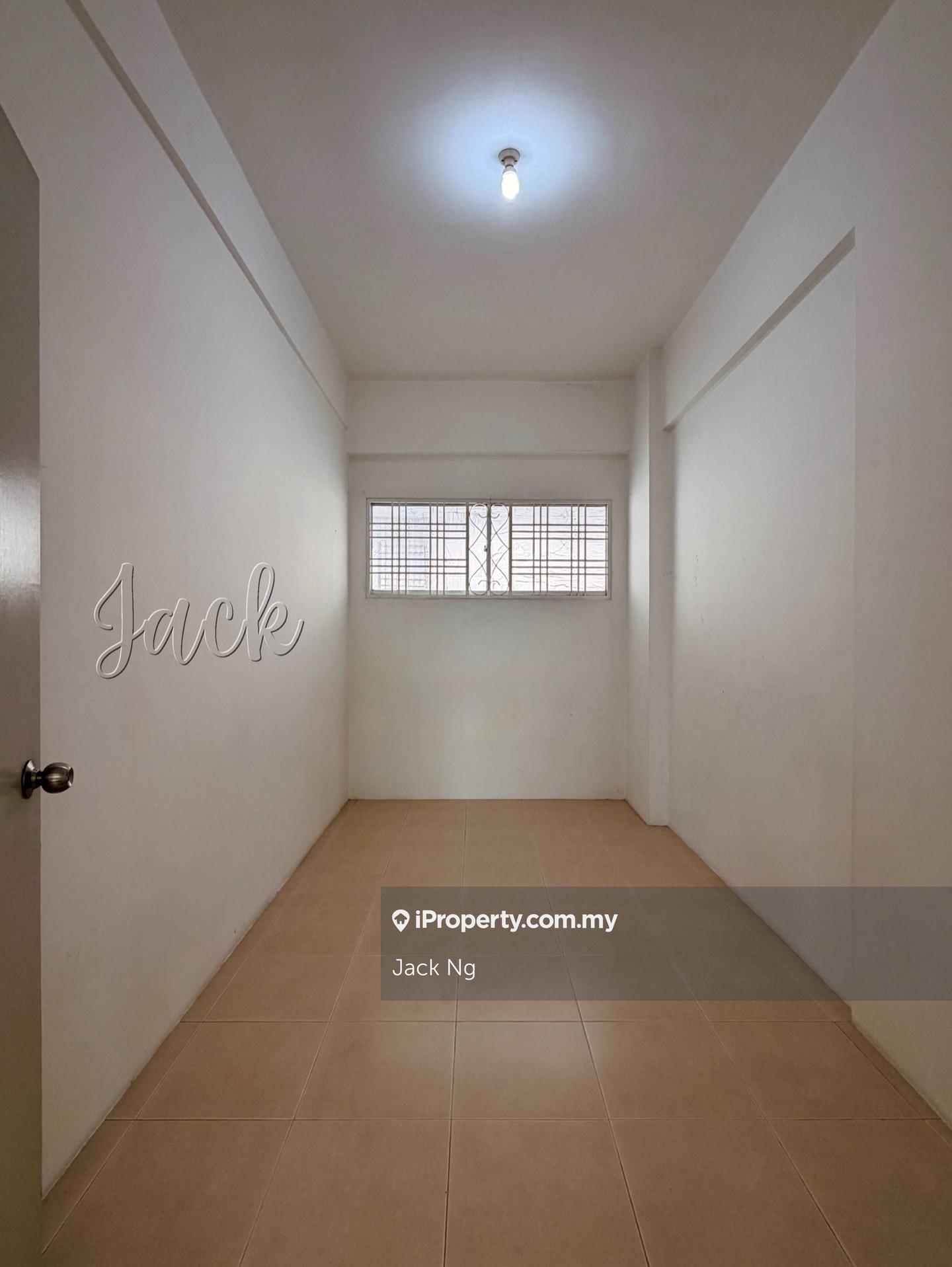 Condominium for Sale in Cassia Resort Condominium by Jack Ng - iProperty.com.my