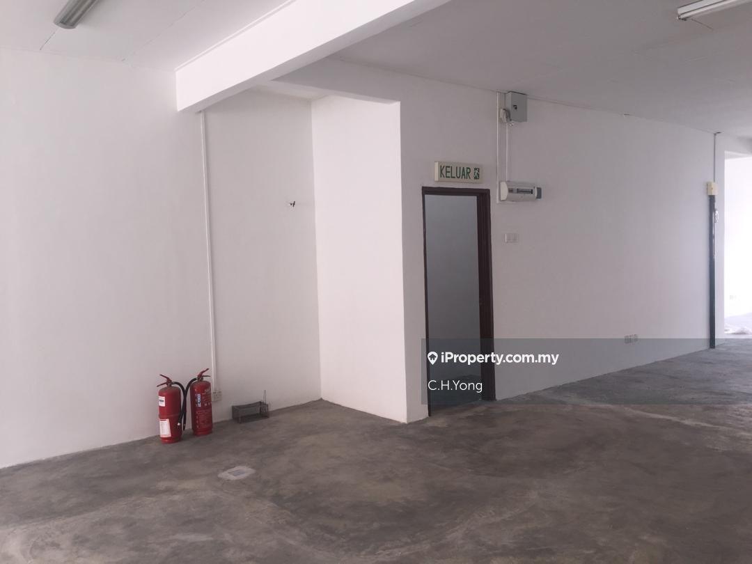 Kedai untuk Disewa di Taman Puncak Jalil, Seri Kembangan oleh C.H.Yong - iProperty.com.my