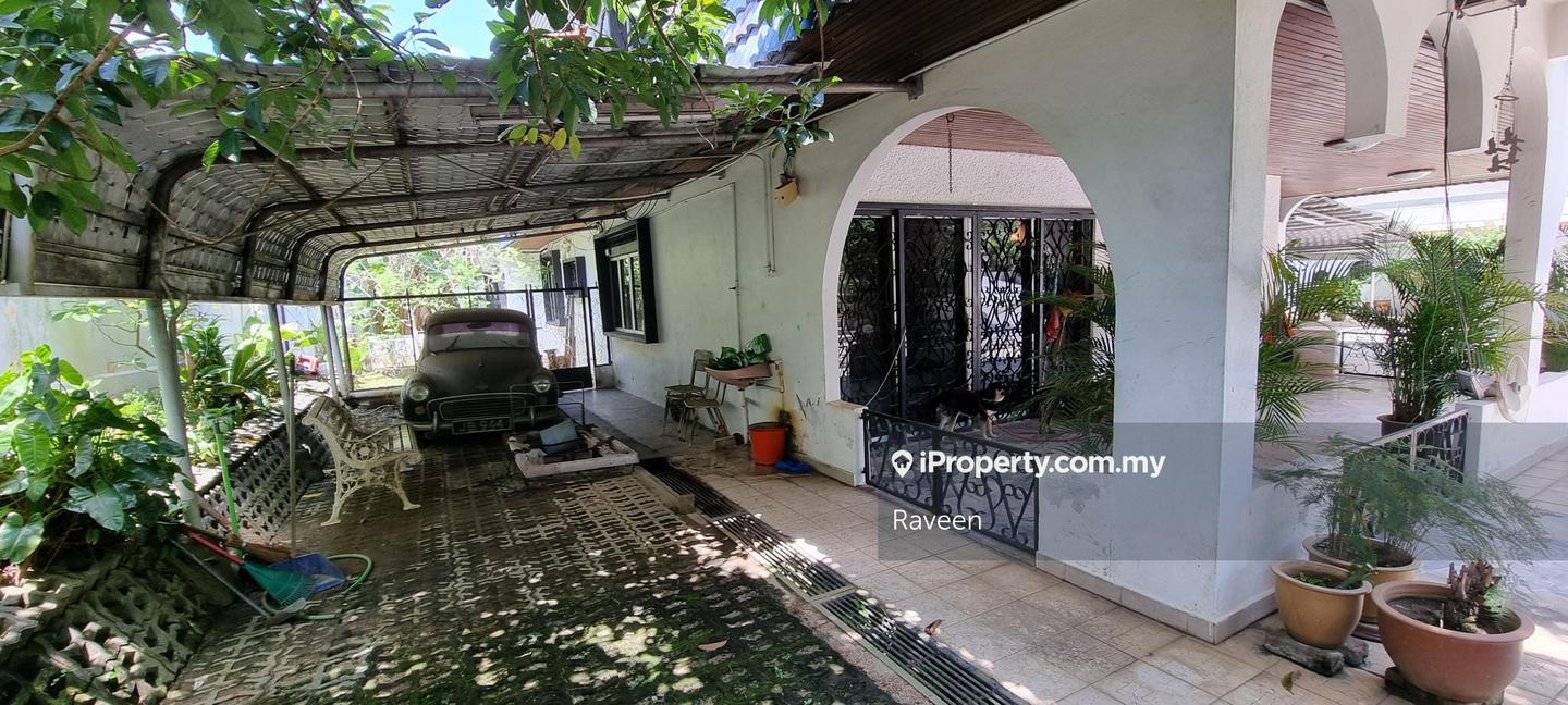Bungalow House for Sale in Section 5, Bukit gasing, Petaling Jaya by Raveen - iProperty.com.my