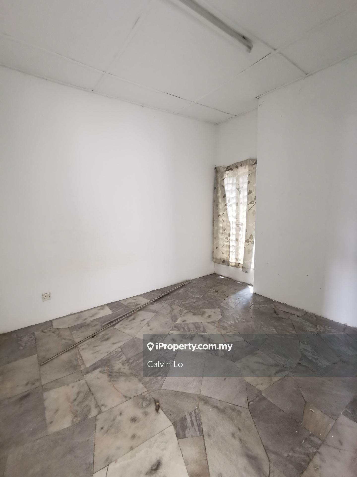 Apartment for Rent in Sri Anggerik 2 by Calvin Lo - iProperty.com.my