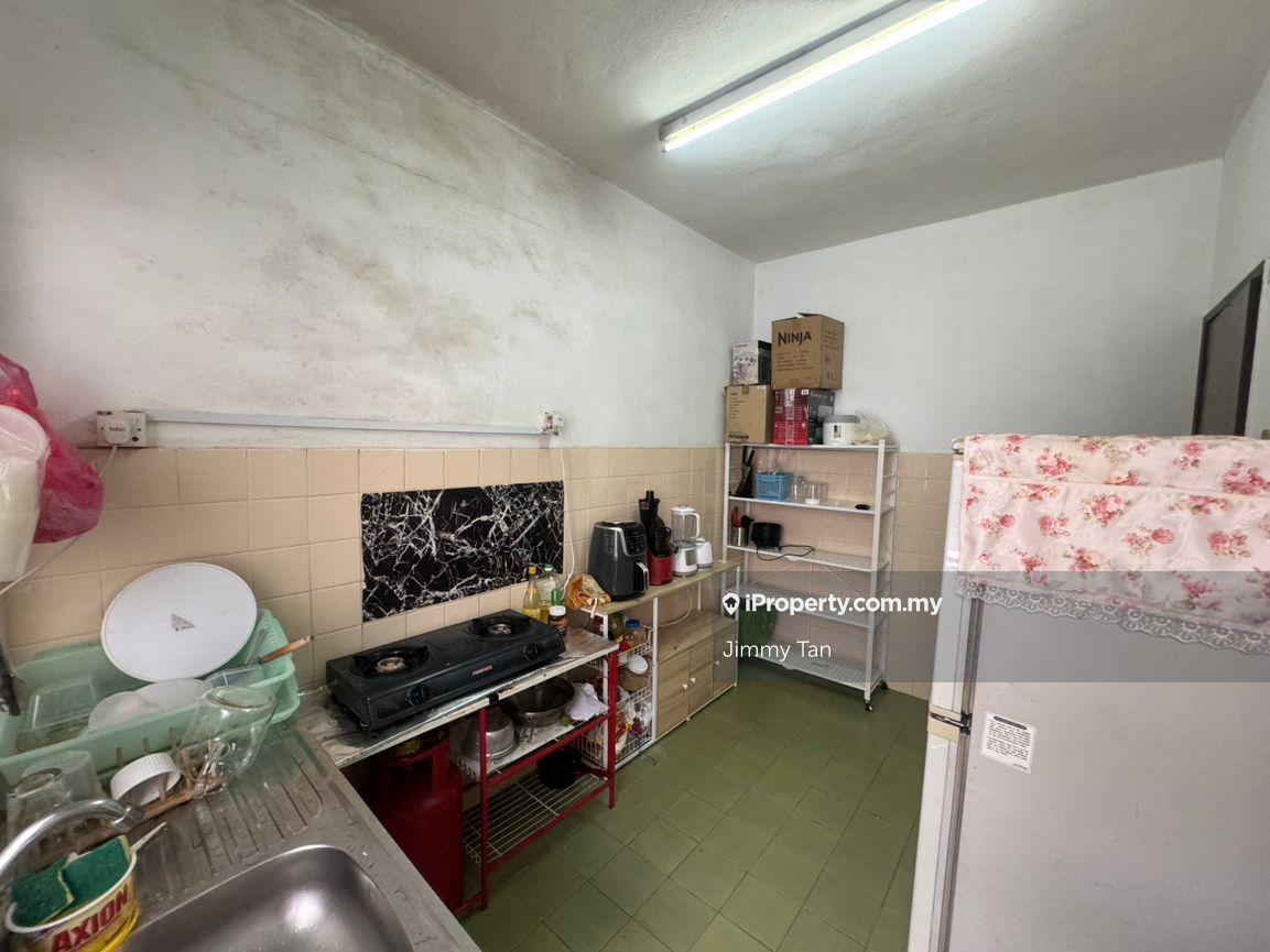 Pangsapuri untuk Dijual di Lily & Rose oleh Jimmy Tan - iProperty.com.my