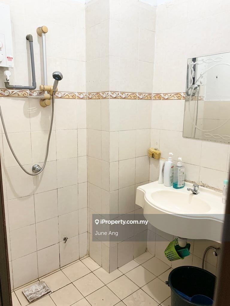 Kondominium untuk Dijual di Palm Spring @ Damansara oleh June Ang - iProperty.com.my