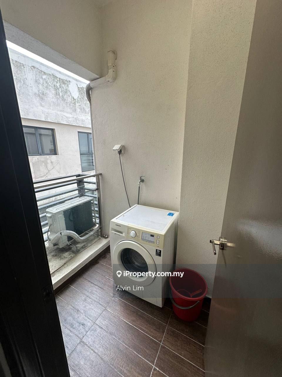 Condominium for Rent in Bay Laurel @ Country Garden Danga Bay by Alvin Lim - iProperty.com.my