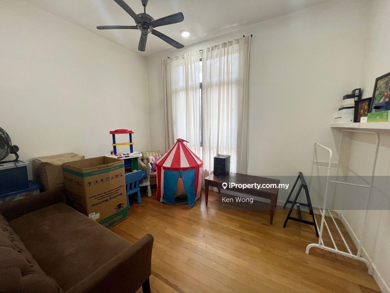 Rumah Berangkai 3 Tingkat untuk Dijual di Mines Resort City, Seri Kembangan oleh Ken Wong - iProperty.com.my